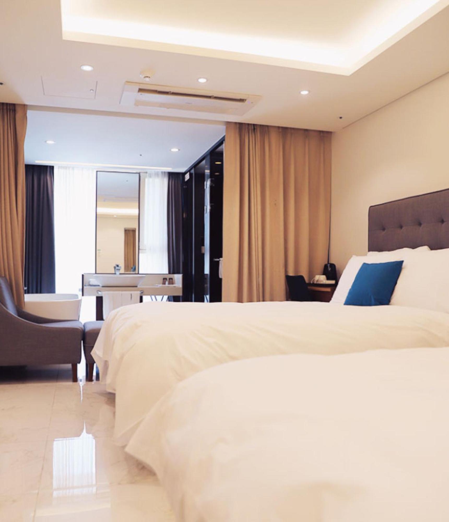 Sweet May Seogwipo Hotel ภายนอก รูปภาพ