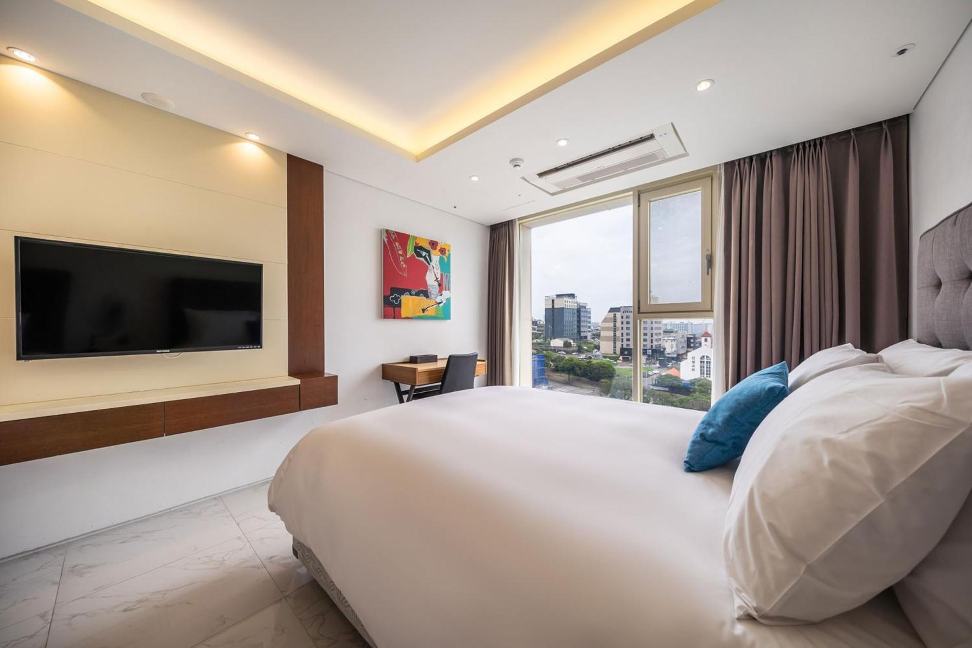 Sweet May Seogwipo Hotel ภายนอก รูปภาพ